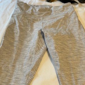 Lululemon crops size 10. Never worn